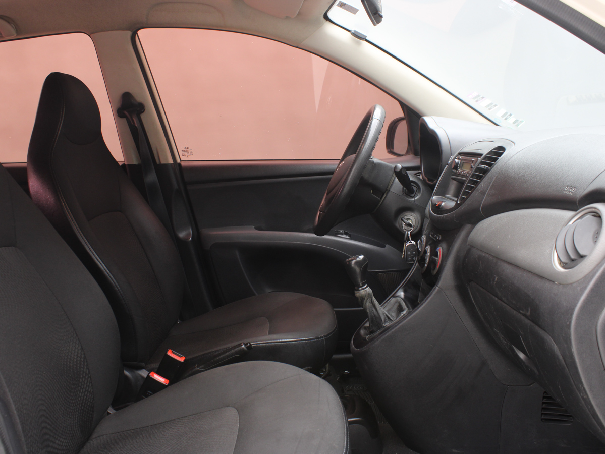 HYUNDAI I10 GL 2015