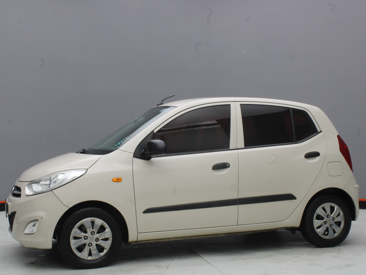 HYUNDAI I10 GL 2015