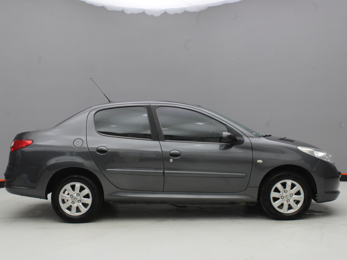 PEUGEOT 207 2012