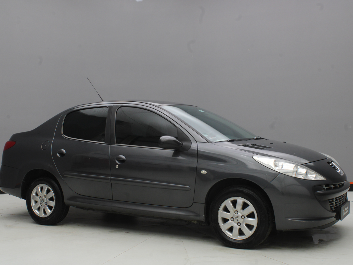 PEUGEOT 207 2012