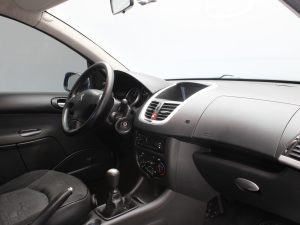 PEUGEOT 207 2012
