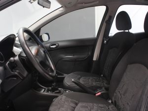 PEUGEOT 207 2012