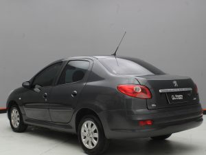 PEUGEOT 207 2012