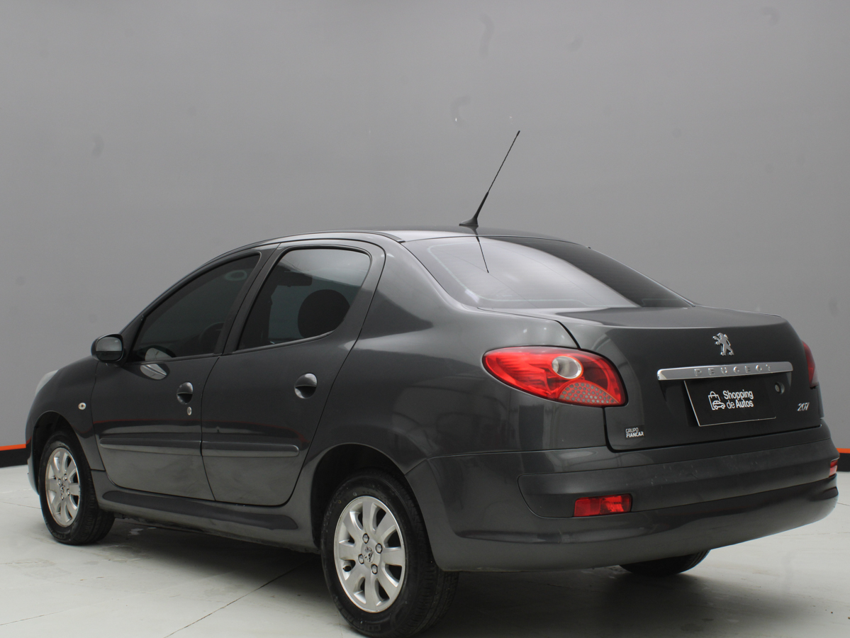 PEUGEOT 207 2012