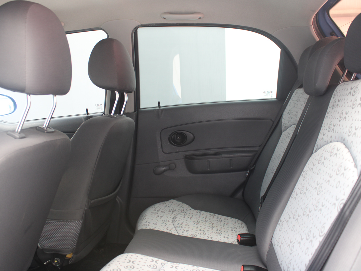 CHEVROLET SPARK LT 2014