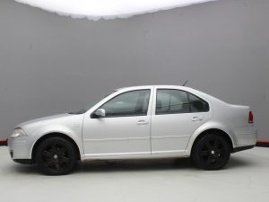 VOLKSWAGEN BORA 2010