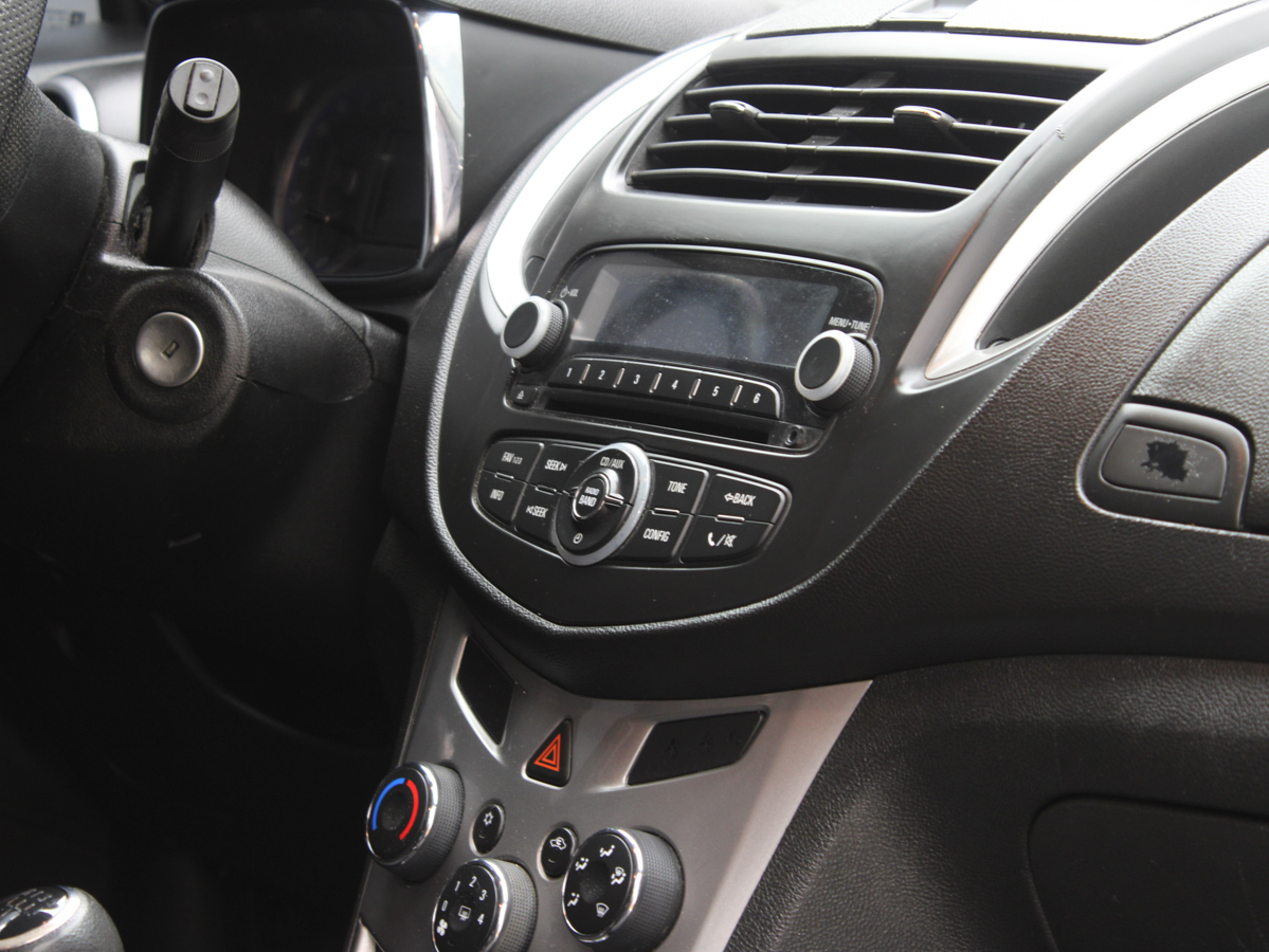 CHEVROLET TRACKER LT 2015