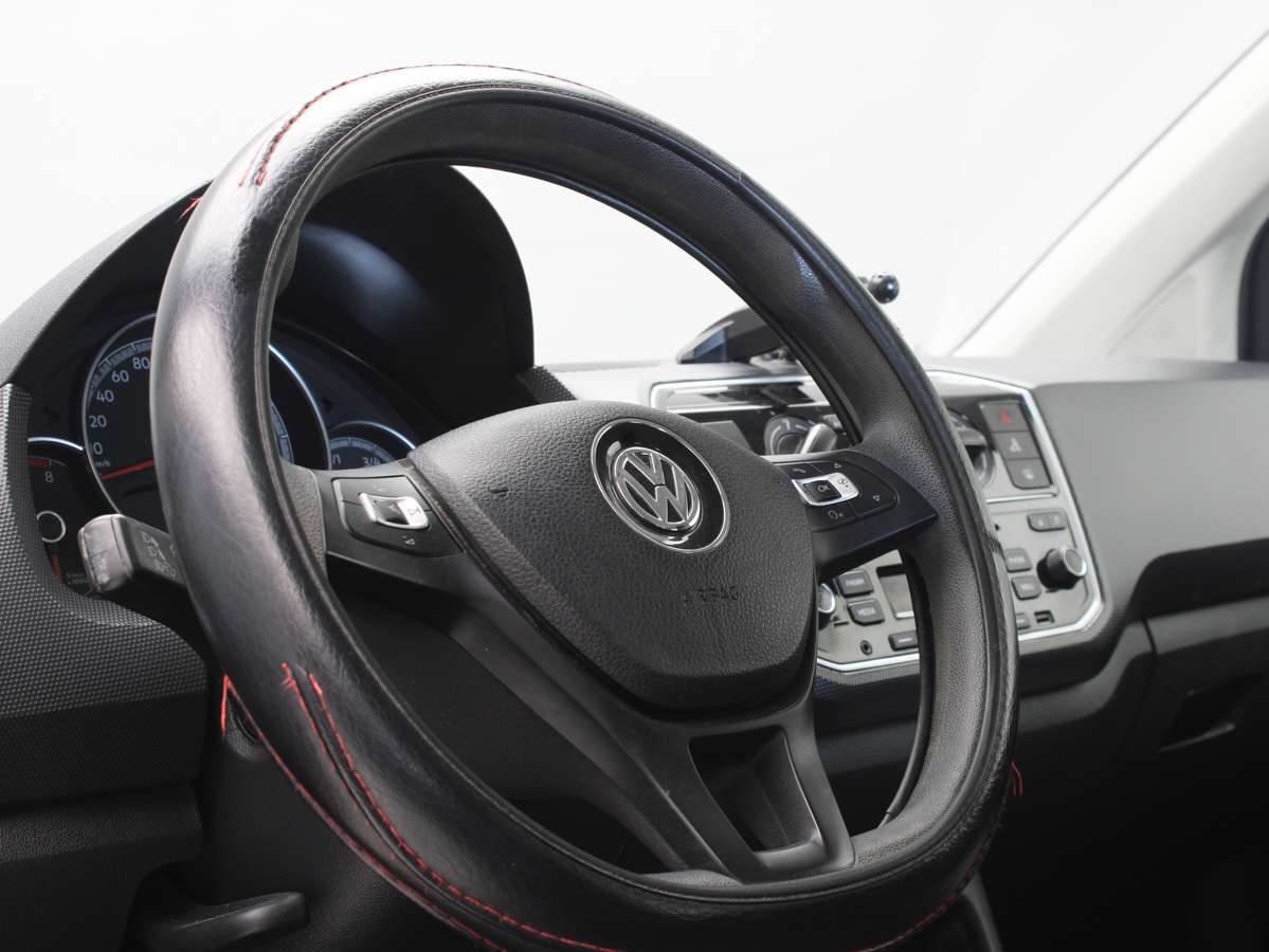 VOLKSWAGEN UP 2020