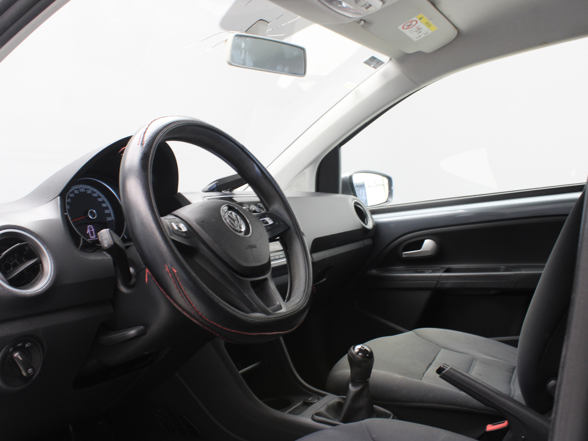 VOLKSWAGEN UP 2020