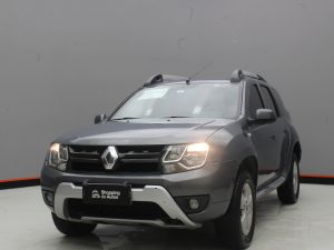 RENAULT DUSTER 2017