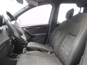 RENAULT DUSTER 2017