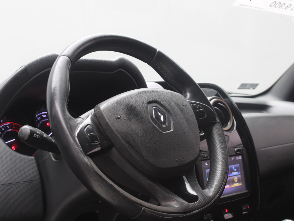 RENAULT DUSTER 2017