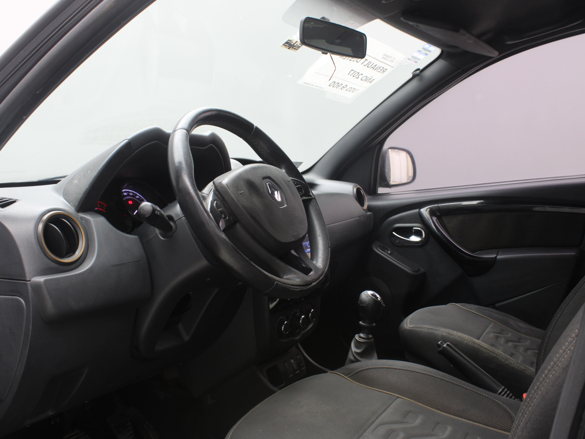 RENAULT DUSTER 2017