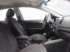 KIA CERATO 2011