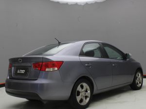 KIA CERATO 2011