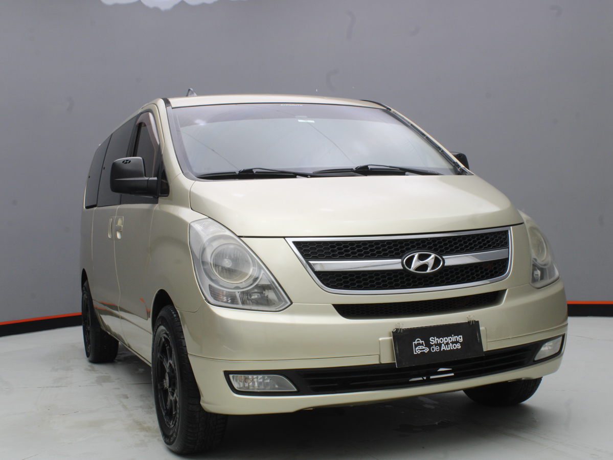 HYUNDAI H1 MINIBUS 2012