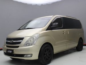 HYUNDAI H1 MINIBUS 2012