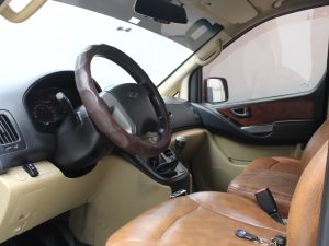 HYUNDAI H1 MINIBUS 2012