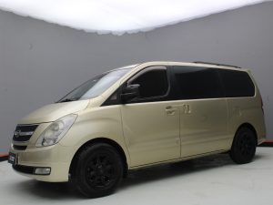 HYUNDAI H1 MINIBUS 2012