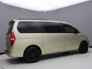 HYUNDAI H1 MINIBUS 2012