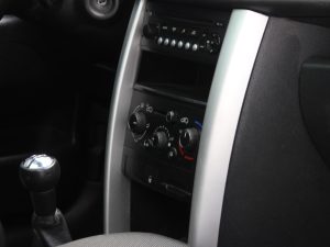 PEUGEOT 207 ACTIVE 2011