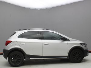 CHEVROLET ONIX ACTIV 2019