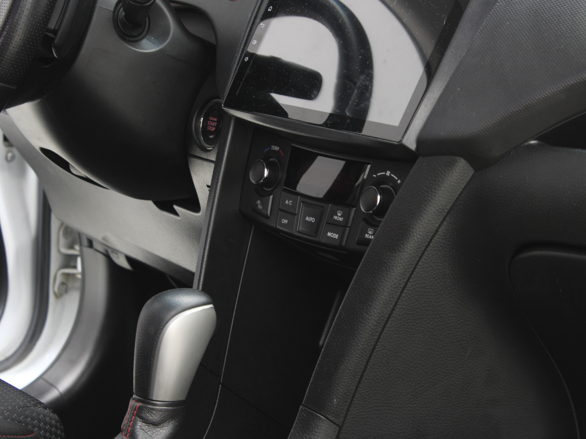 SUZUKI SWIFT SPORT 2015