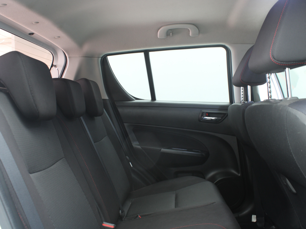 SUZUKI SWIFT SPORT 2015