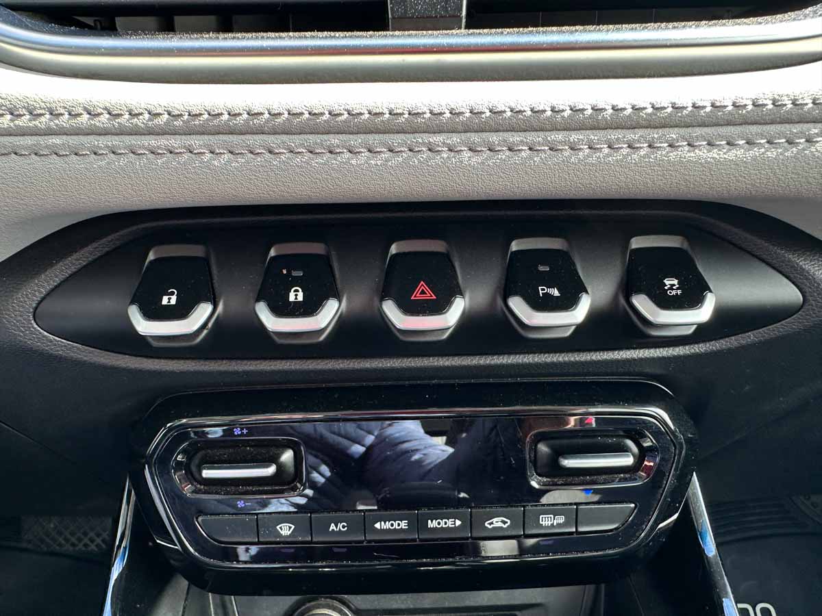 CHEVROLET CAPTIVA PREMIER 1.5T CVT AT 2023