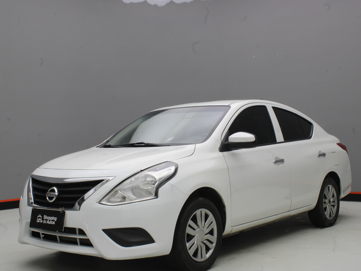 NISSAN VERSA AT 2018