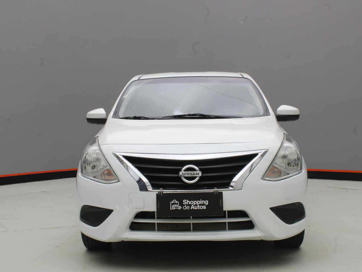 NISSAN VERSA AT 2018