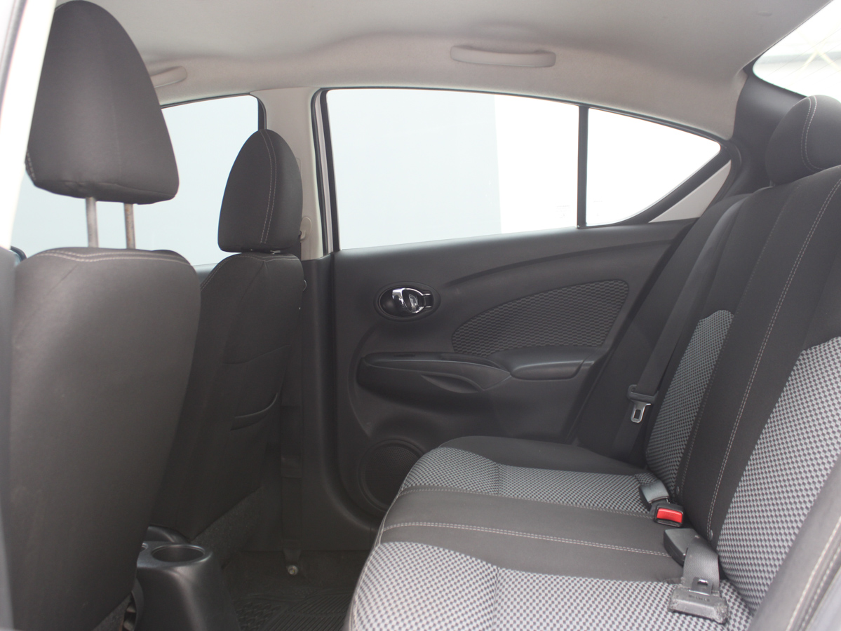 NISSAN VERSA AT 2018