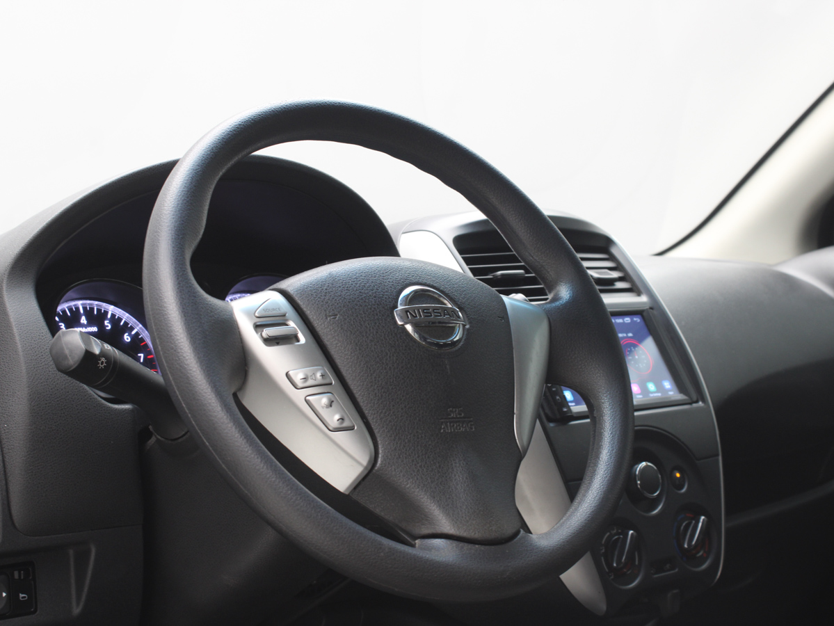 NISSAN VERSA AT 2018