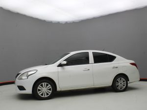 NISSAN VERSA AT 2018