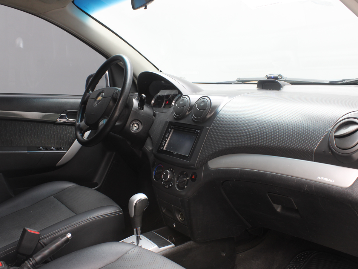 CHEVROLET AVEO AT 2011