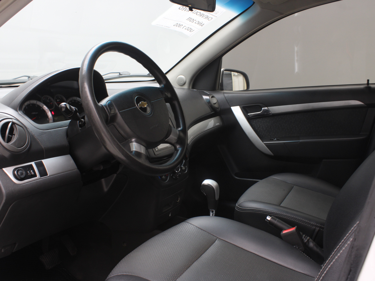 CHEVROLET AVEO AT 2011