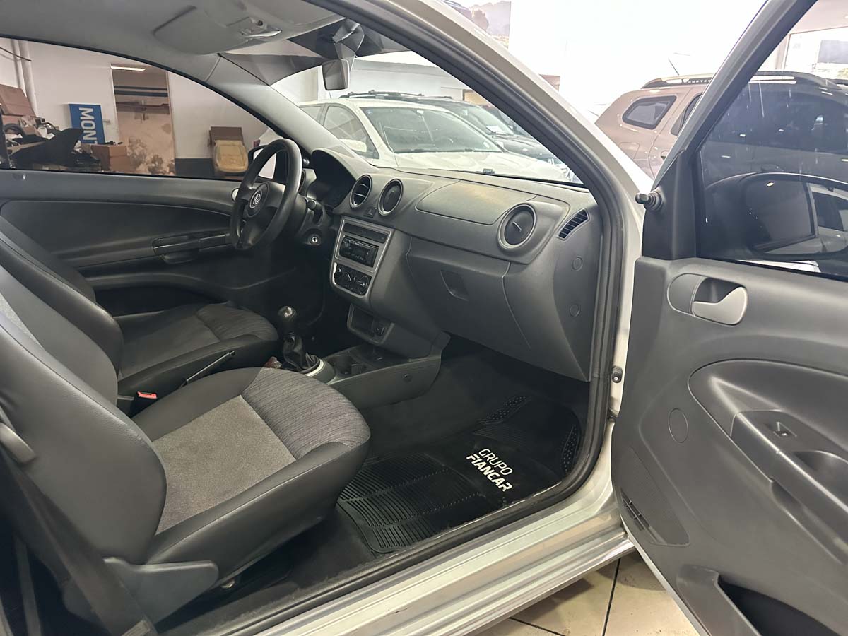 VOLKSWAGEN SAVEIRO GP 1.6 FULL 2014