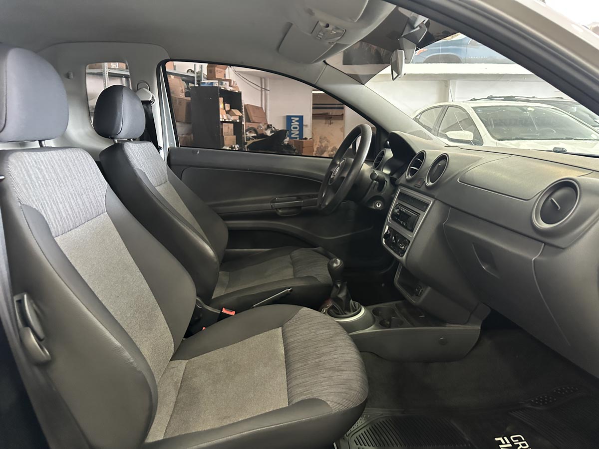 VOLKSWAGEN SAVEIRO GP 1.6 FULL 2014