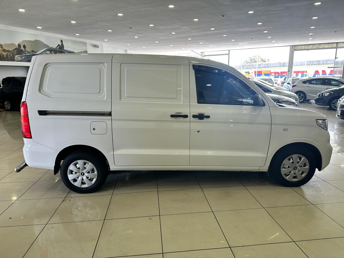 CHEVROLET N400 MAX 1.5 FURGON 2025