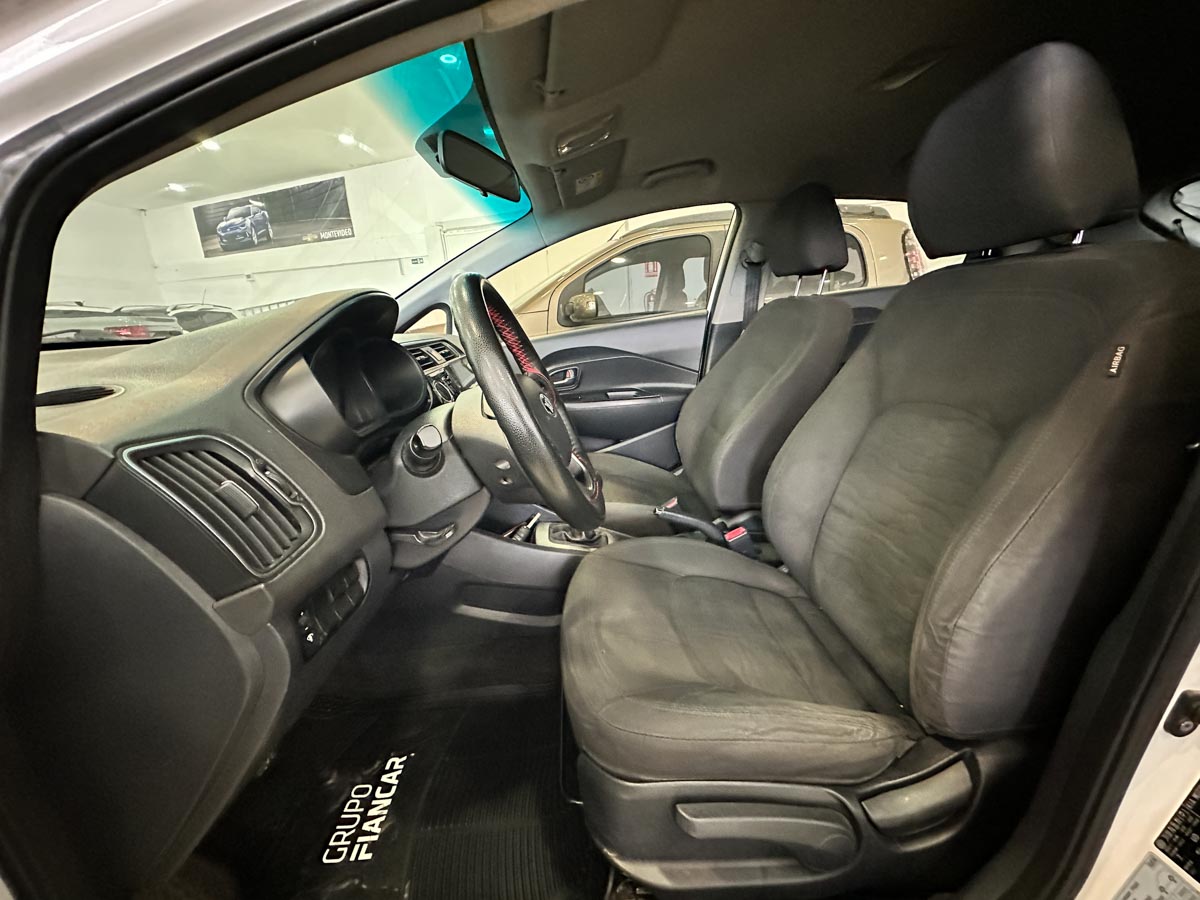 KIA RIO EX 1.4 FULL 2016