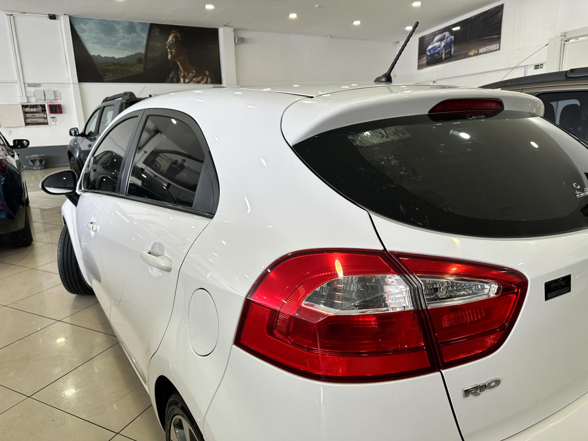 KIA RIO EX 1.4 FULL 2016