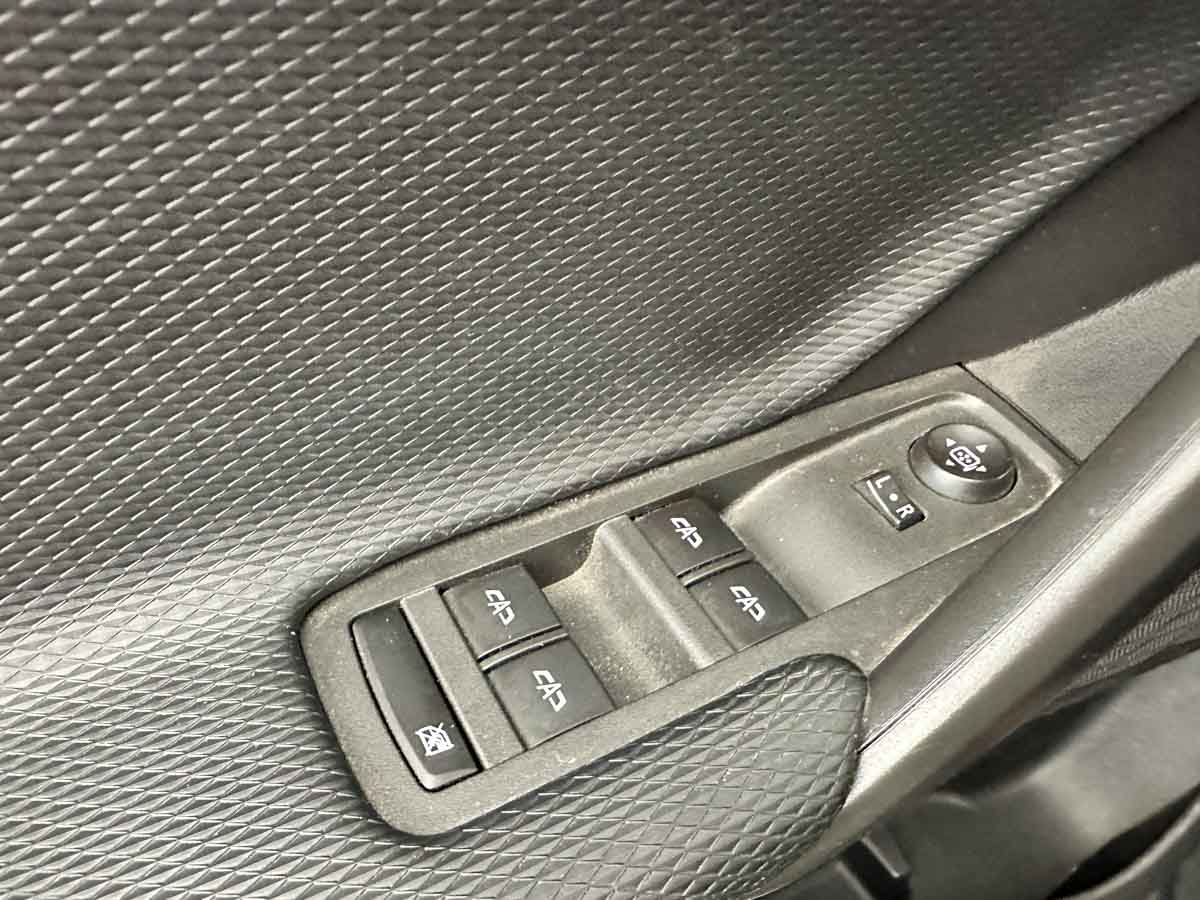 CHEVROLET TRACKER 1.2TURBO LS MT 2024