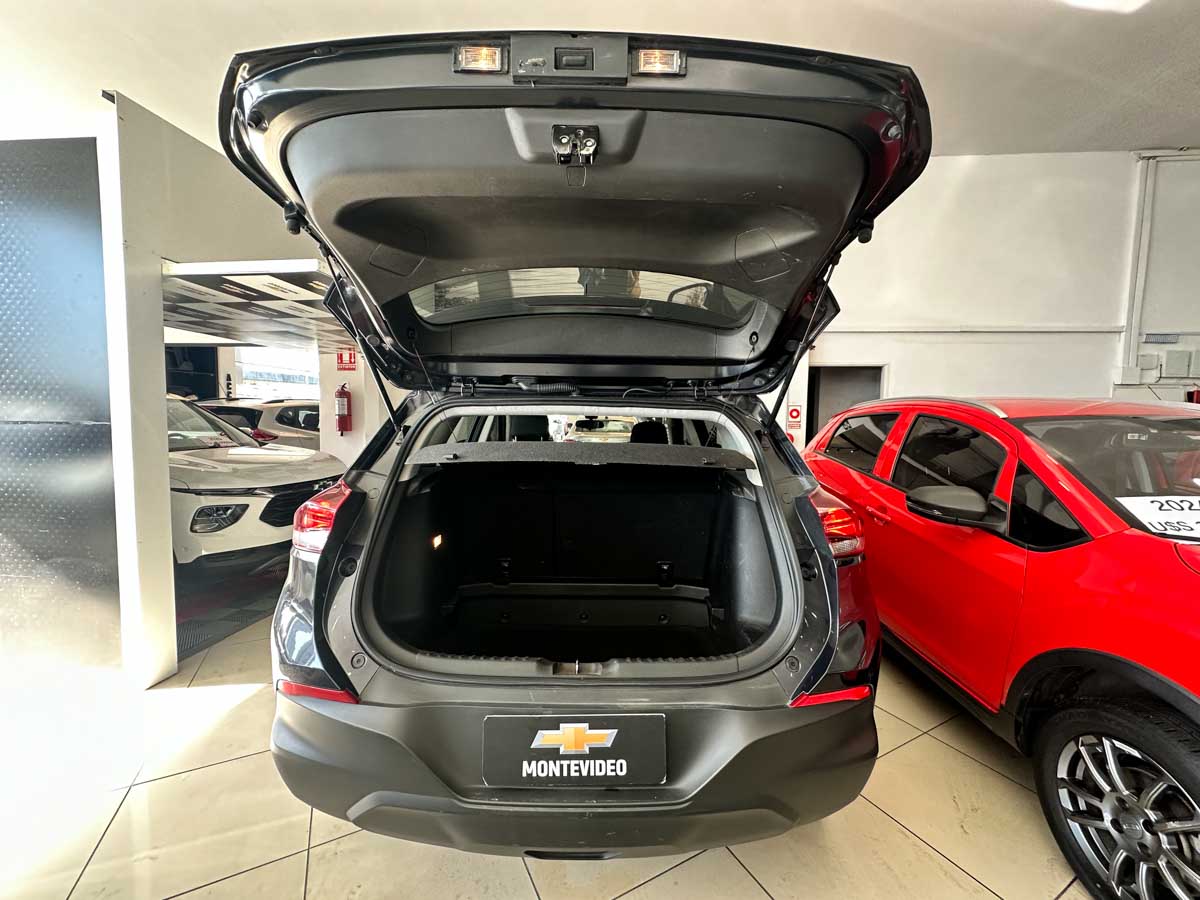 CHEVROLET TRACKER 1.2TURBO LS MT 2024