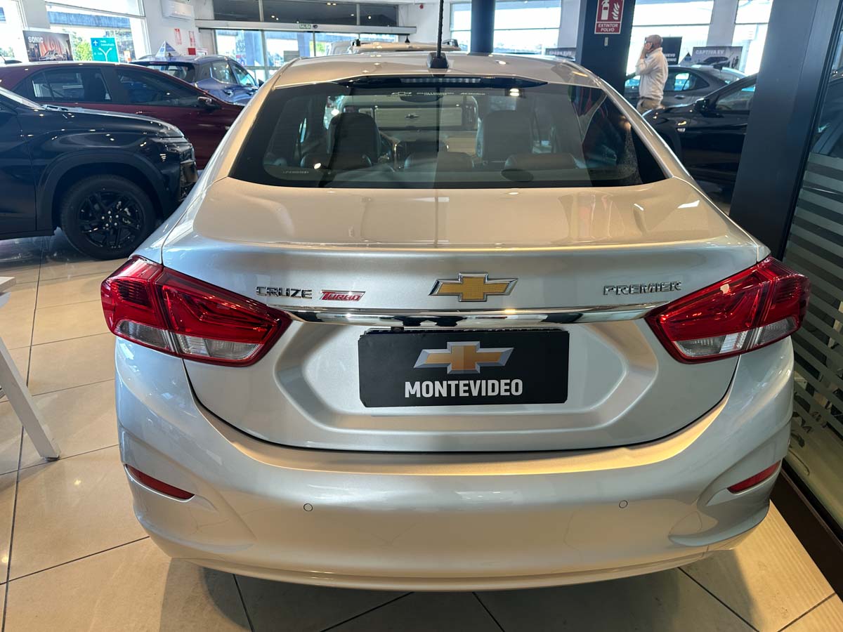 CHEVROLET CRUZE PREMIER PLUS 1.4TURBO AT 2023