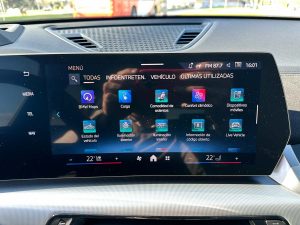 BMW iX2 XDrive 30 M SPORT AT 100 ELECTRICO 2025